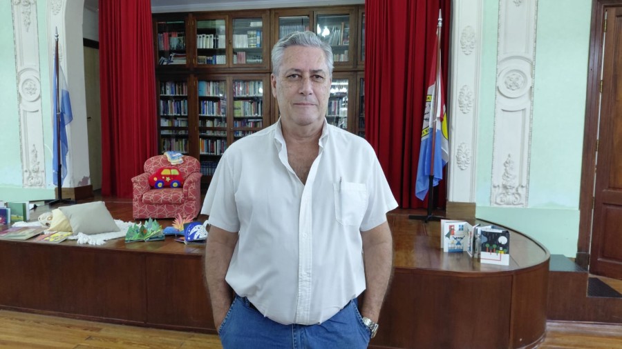 Berca en la Biblioteca Sarmiento, una reconocida instituci&oacute;n de la cultura rafaelina que depende del gremio mercantil.