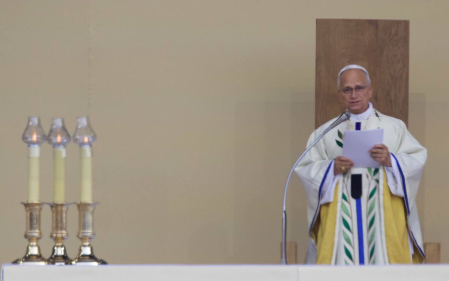Homil&iacute;a del Papa Le&oacute;n XIV ante m&aacute;s de 700.000 fieles en la Plaza de la Concordia de Par&iacute;s.