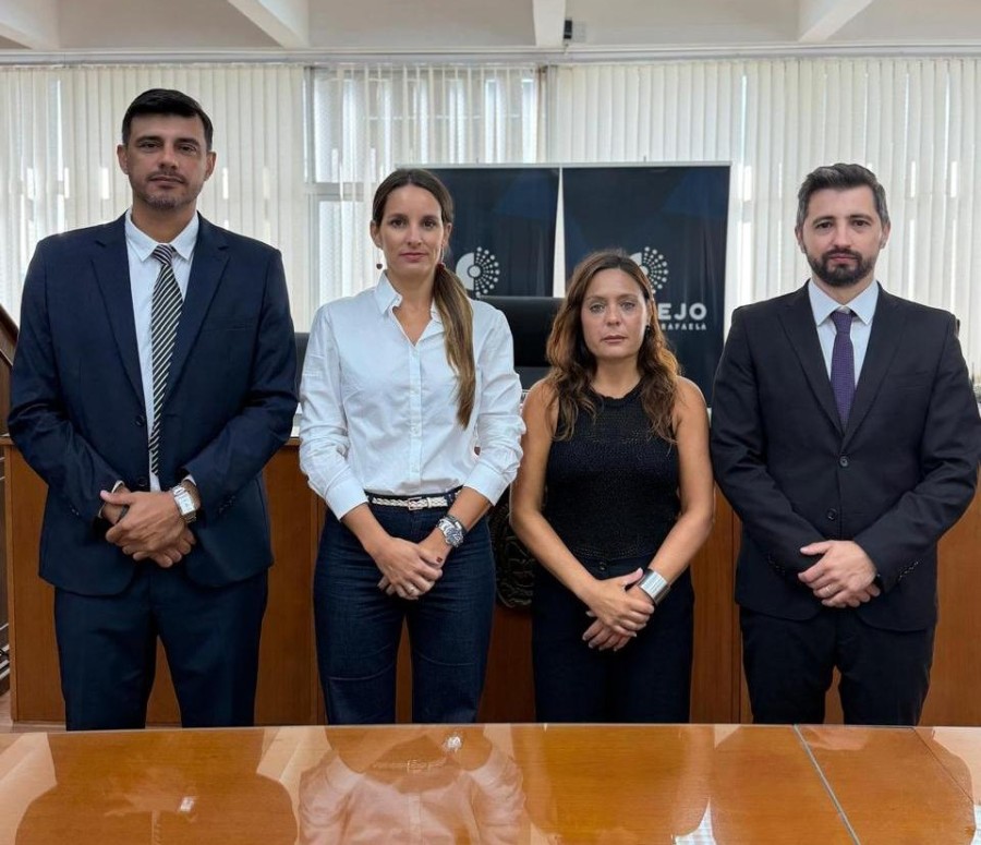 Los concejales Maximiliano Postovit, Paz Caruso, Valeria Soltermam y Juan Senn llevar&aacute;n esta semana el servicio de salud en los barrios a la mesa del Concejo.