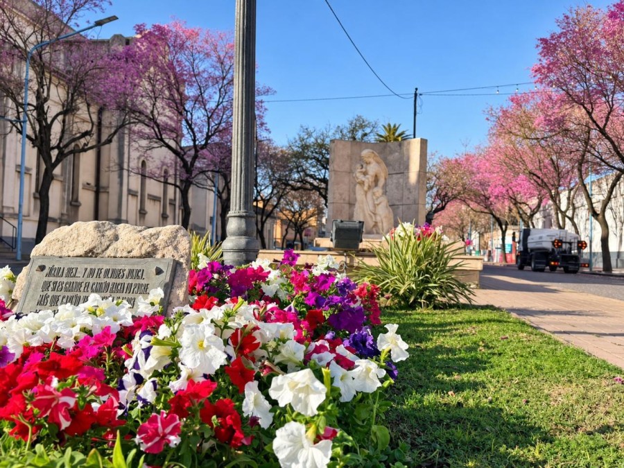 La ciudad recibe la primavera y reafirma el valor de cuidar y compartir sus espacios verdes.