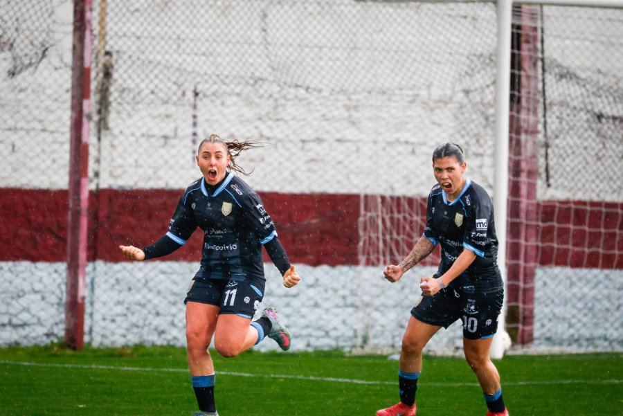 GOLEADORA. Camila Ju&aacute;rez volvi&oacute; a convertir para el equipo rafaelino.