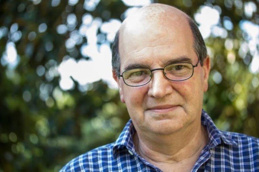 Oscar Bosetti, una vida dedicada a la radio y la docencia.