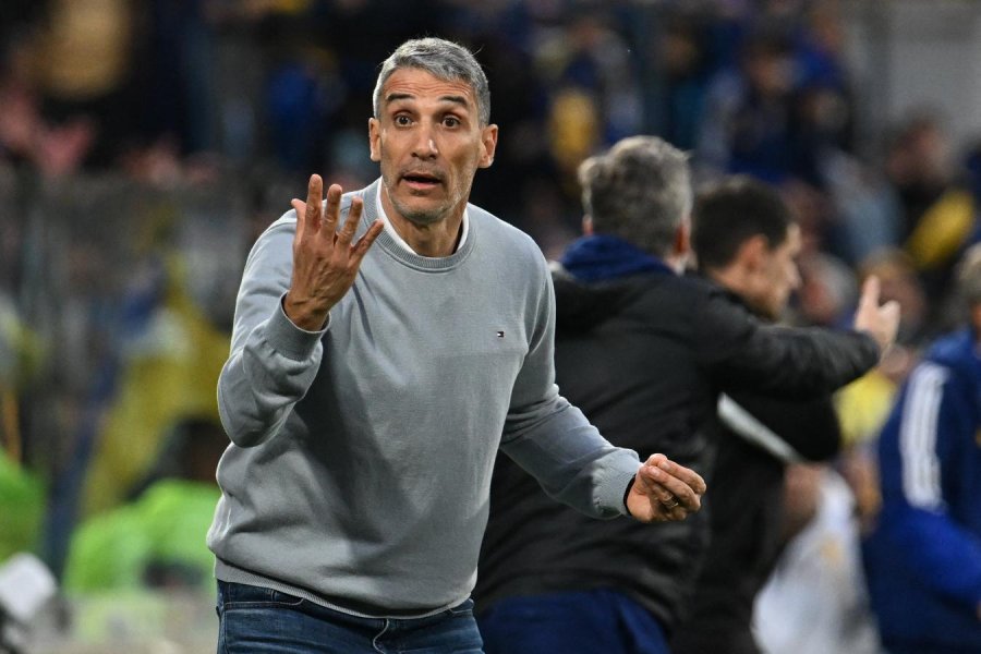 Vojvoda dej&oacute; de ser el entrenador de Racing