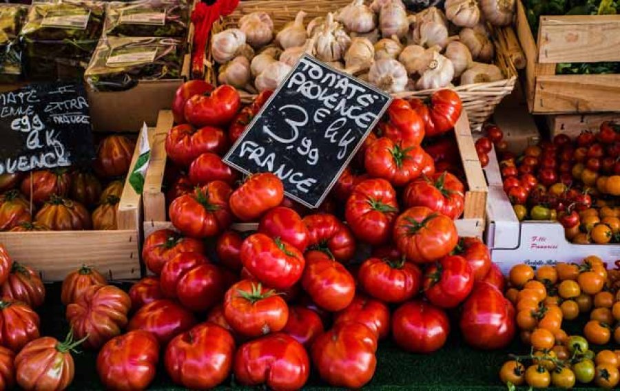 Sólo con  1/4 de la comida que se tira a la basura podría acabarse con el hambre en el mundo.